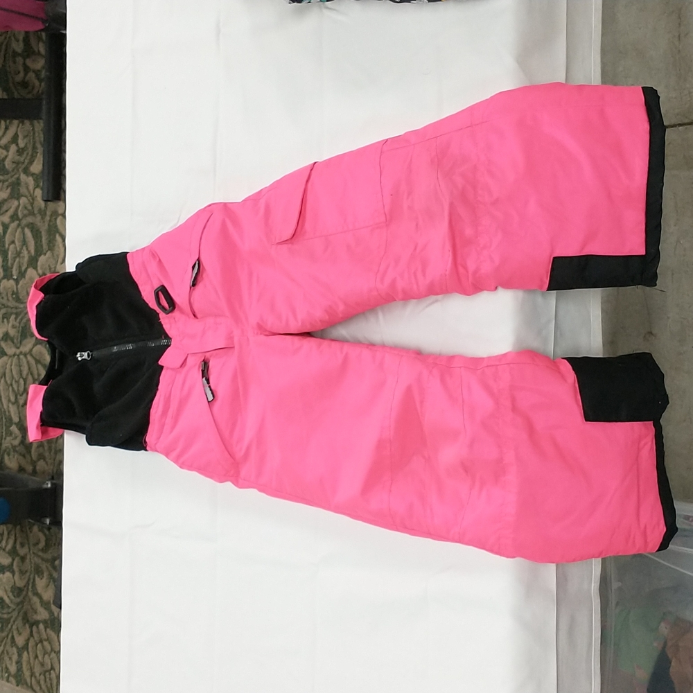 Girls xs 5/6 waterproof snow pants. Very warm!